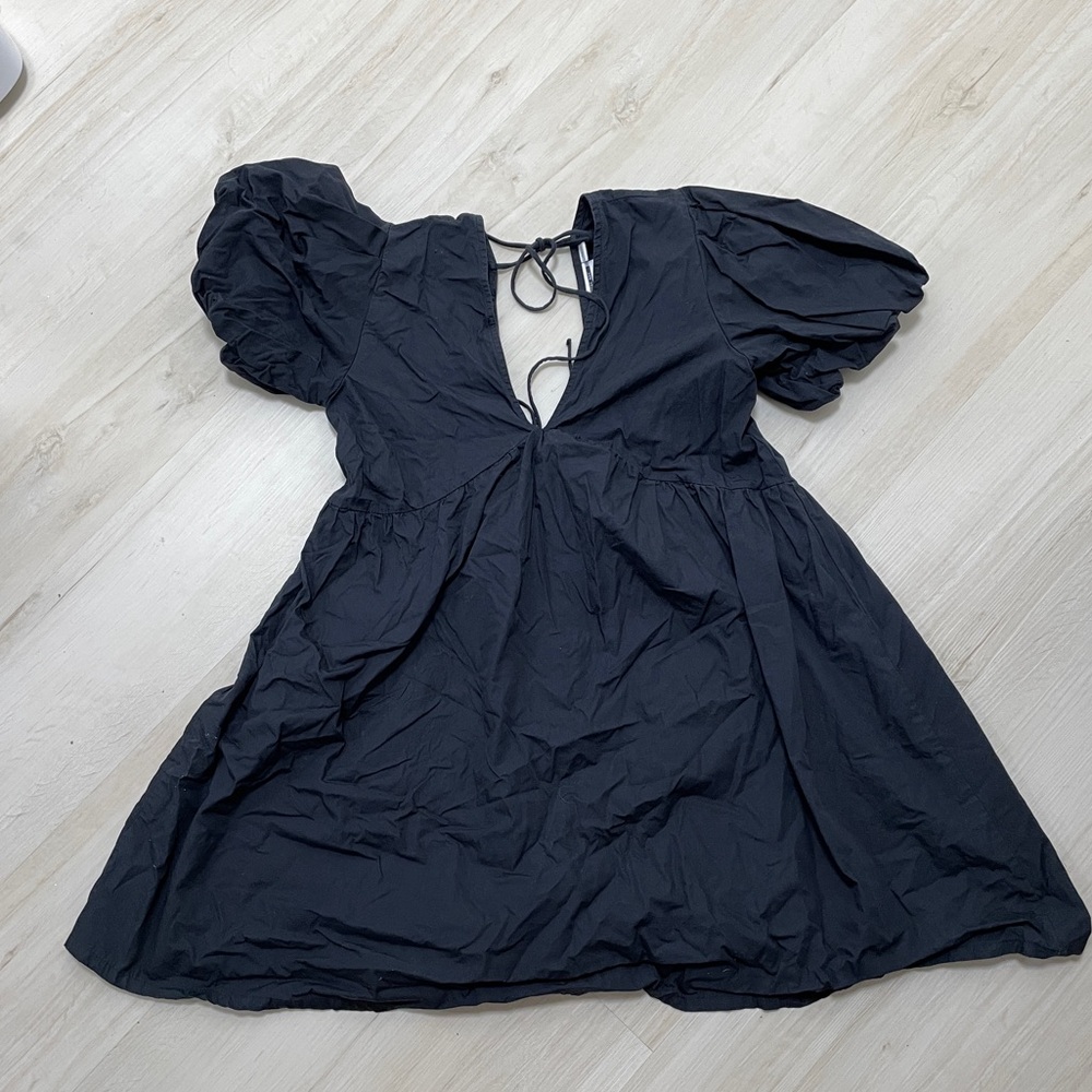 Black V neck babydoll dress